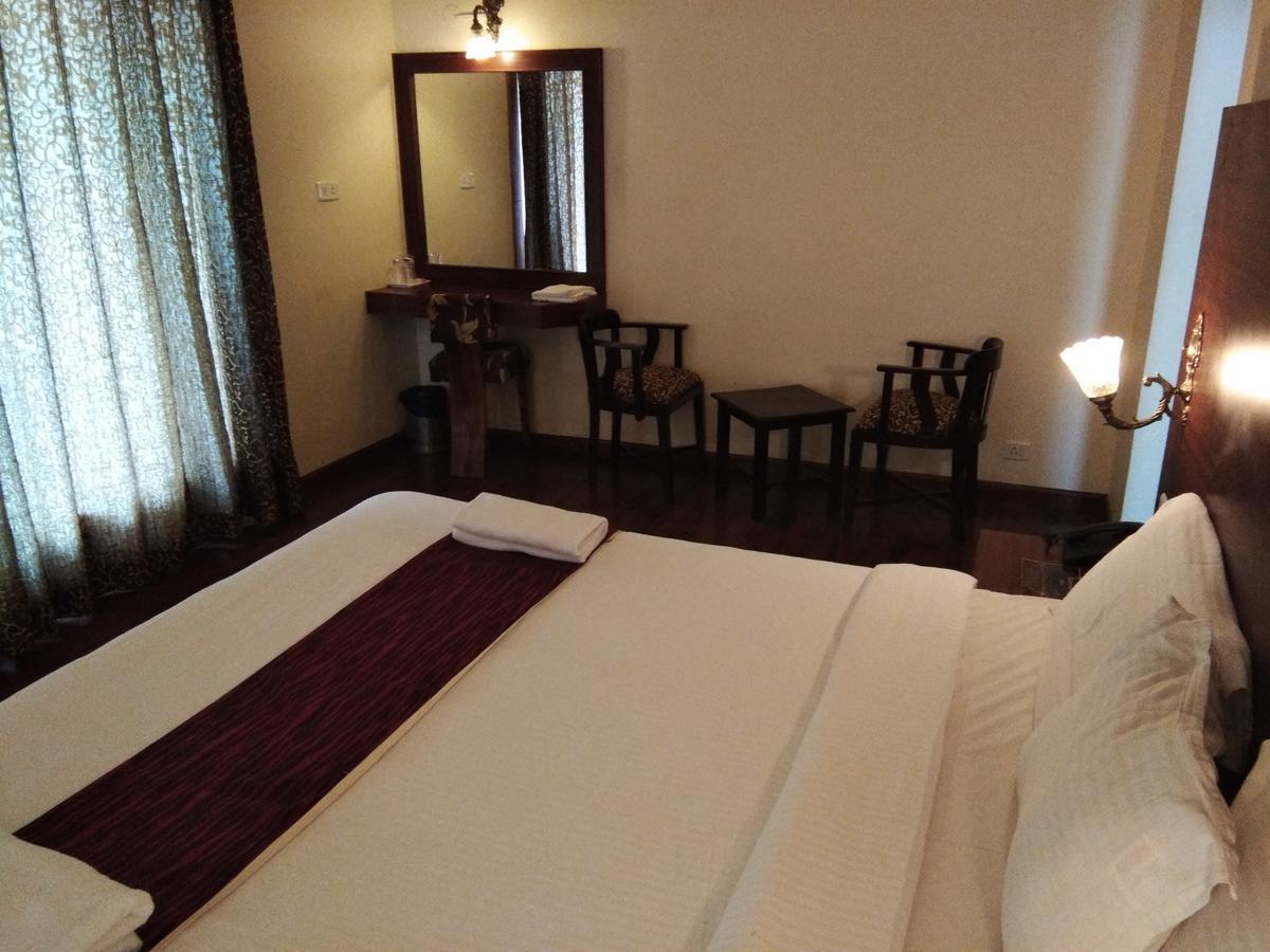 Berry Hills Resort Уті Екстер'єр фото