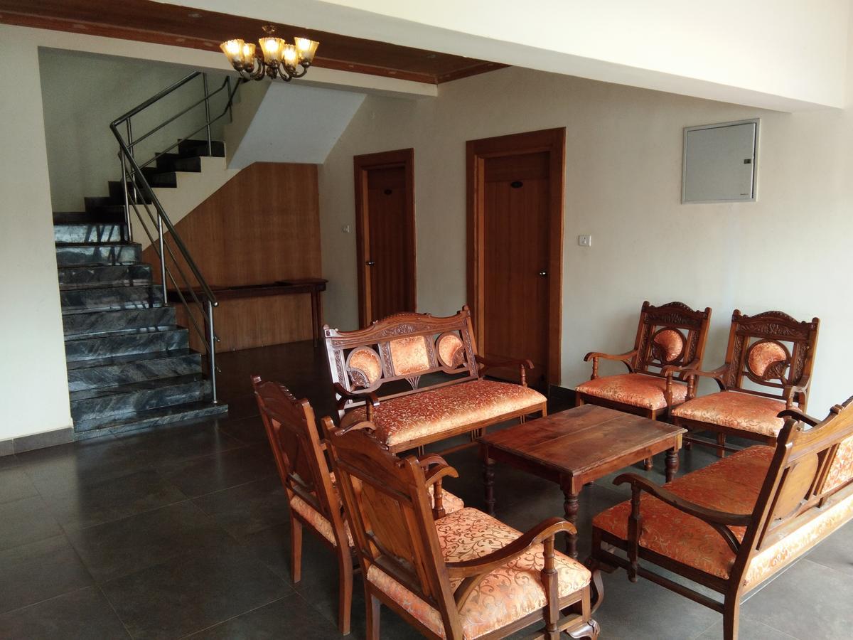 Berry Hills Resort Уті Екстер'єр фото