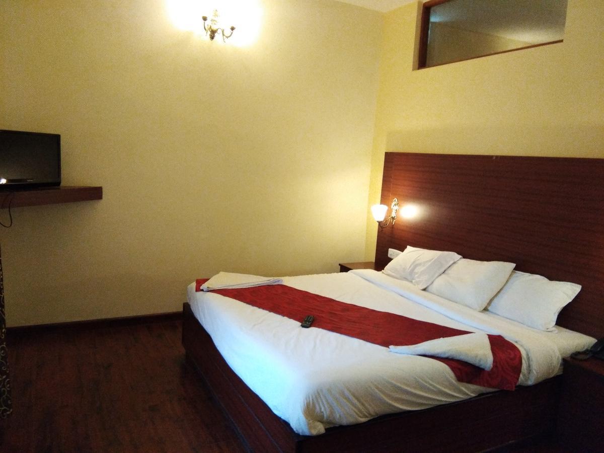 Berry Hills Resort Уті Екстер'єр фото