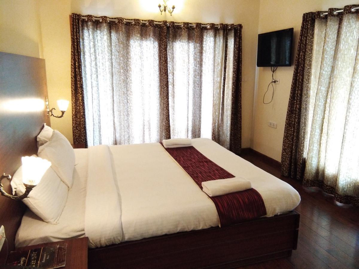 Berry Hills Resort Уті Екстер'єр фото